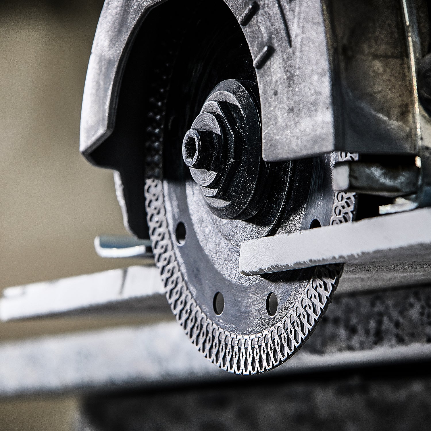 4.5" and 7'' Diamond Saw Blades, 7/8”-5/8” Arbor